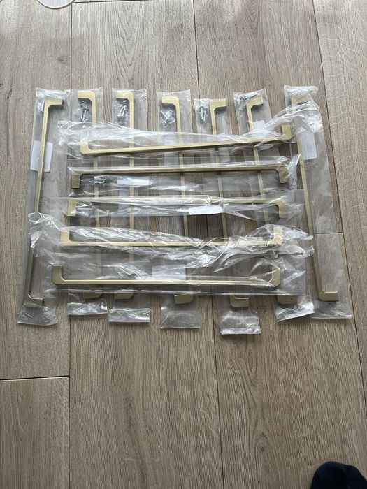 Uchwyty do mebli kuchennych