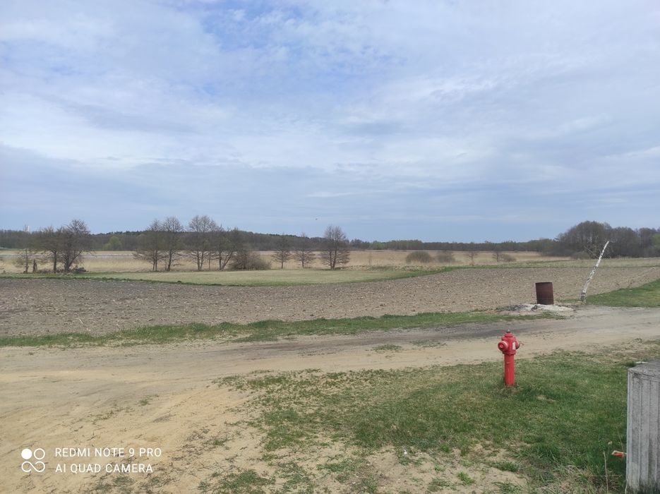 Piękna działka nad jeziorem w Sadlogoszczy koło Barcina
