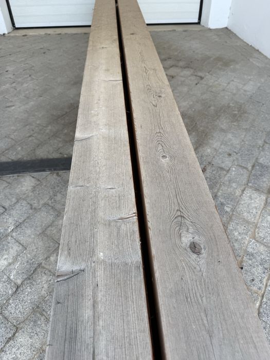 Varias vigas de madeira