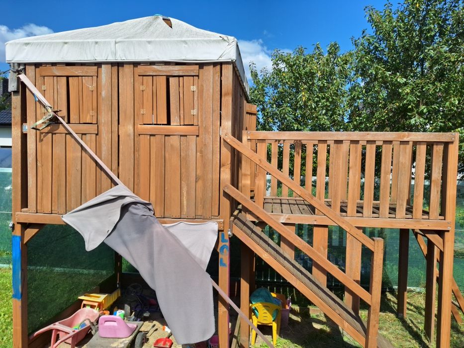 Solidny domek dla dzieci z piaskownicą firmy Winnetoo lite drewno