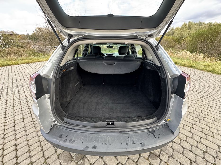 Оренда комфортного авто Renault Megane 2014 рестайл Львів