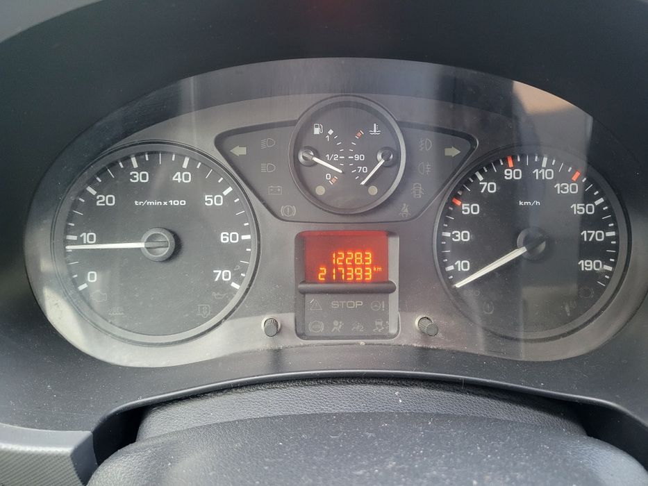 Berlingo 1.6Hdi 100cv 3 lugares 2018