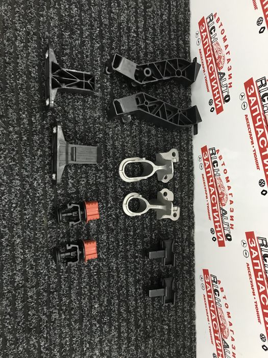 Кріплення кронштейн Мерседес Віто 447 Mercedes Vito W477 нові оригінал