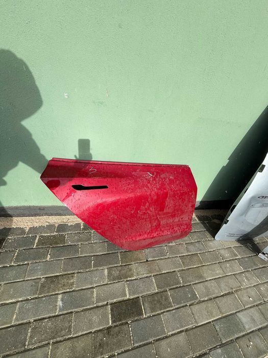 Porta traseira direita Tesla Model 3
