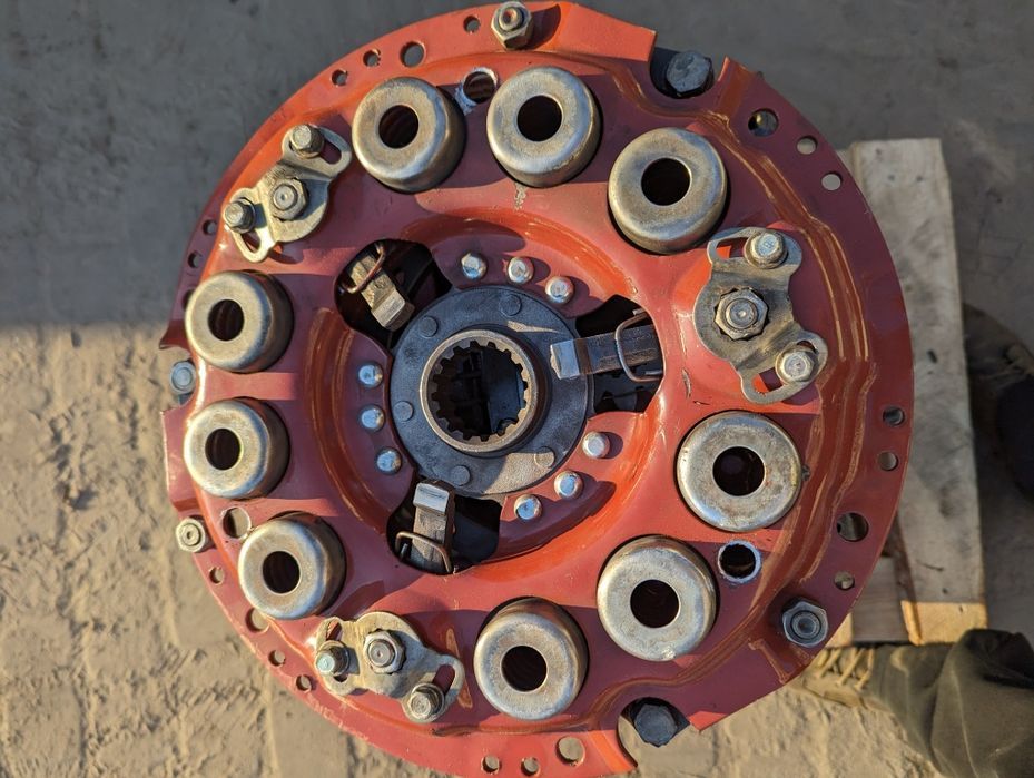 Корзина МТЗ 80 82 892 1221  Оригінал Сцепления МТЗ Корзіна зчеплення