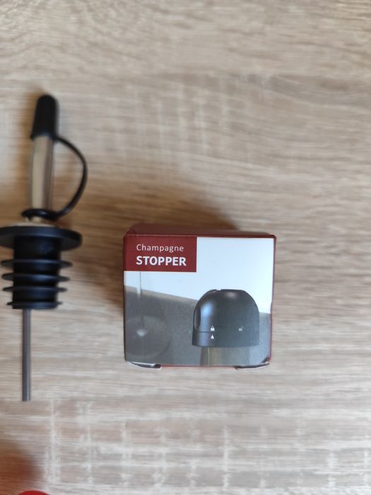 Пробка, заглушка, лейка, крышка для бутылок