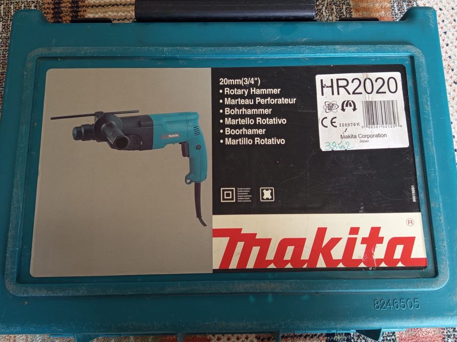 Martelo perfurador Makita sds plus