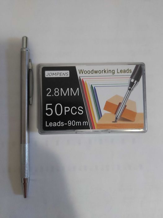 Lapiseira  com minas