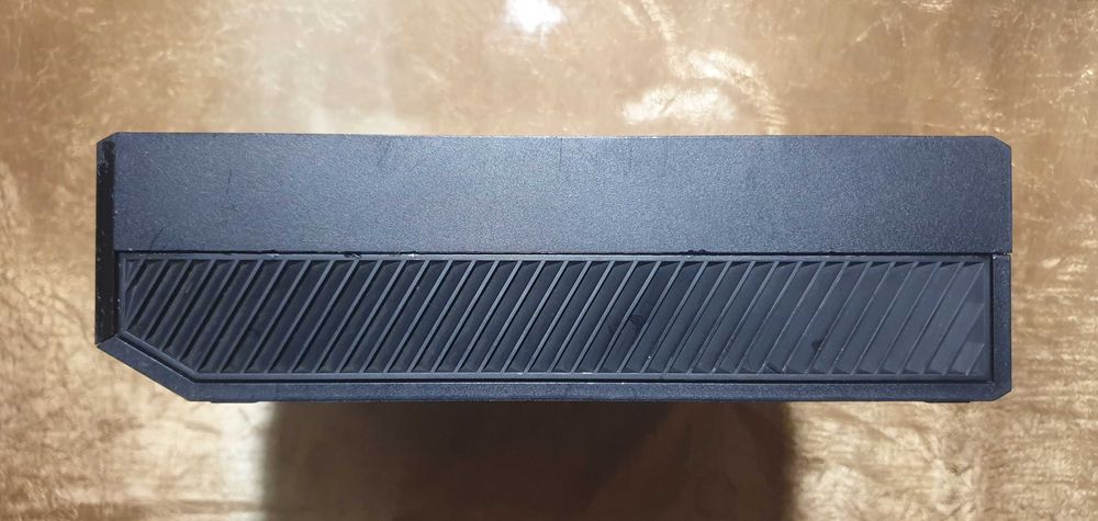 Xbox one 500 Gb читати опис