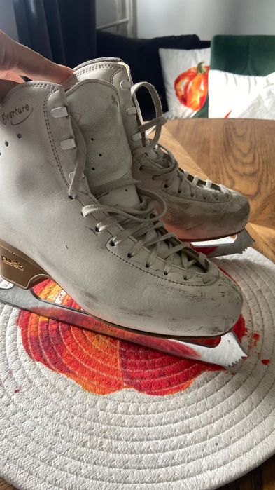 Sprzedam łyżwy rozmiar 35-36 Edea Overture 24.0 z płożą Ultima Mark IV