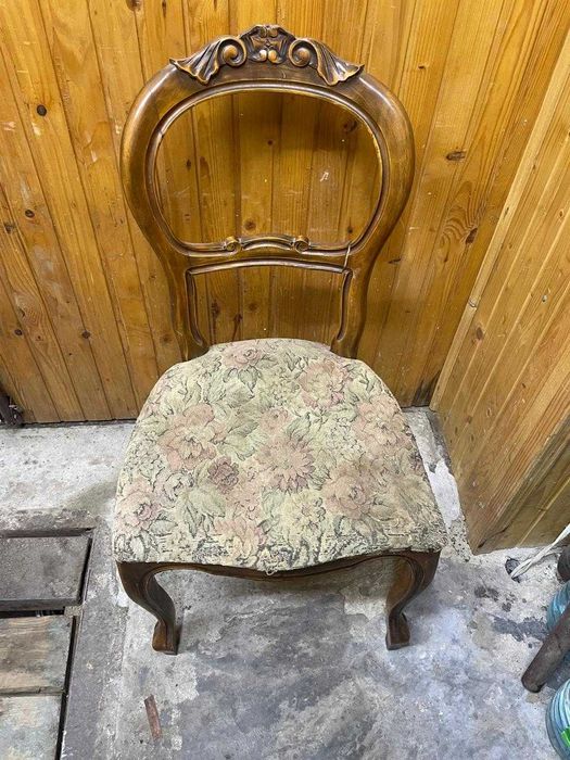 Продаю вінтажні крісла