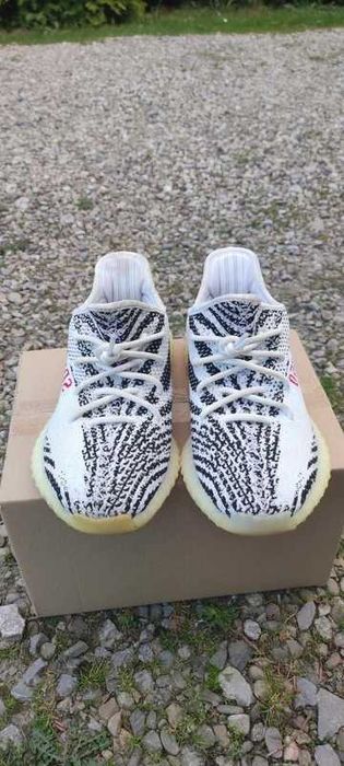 Adidas Yeezy Boost 350 V2 Zebra