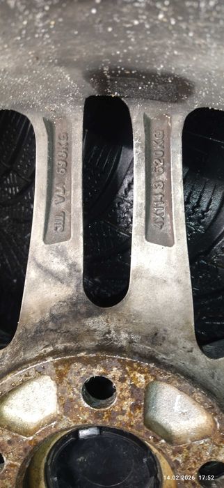 Продам диски с резиной R16