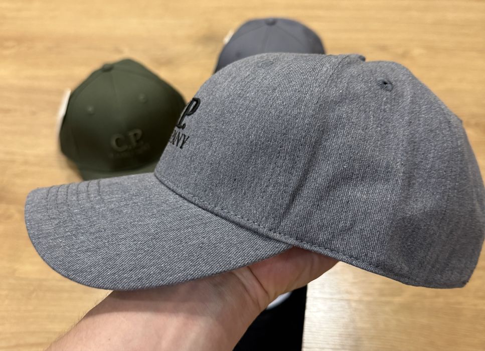 Кепка cp company Розпродаж