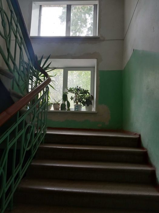 3 К сталінка від власника, тихе місце ,є газ.