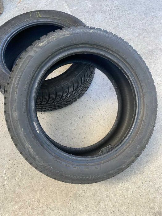 Шини зимові 225/50 R17 Bridgestone