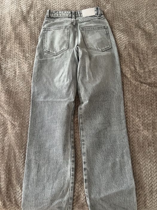 Сірі джинси Zara 32 розмір