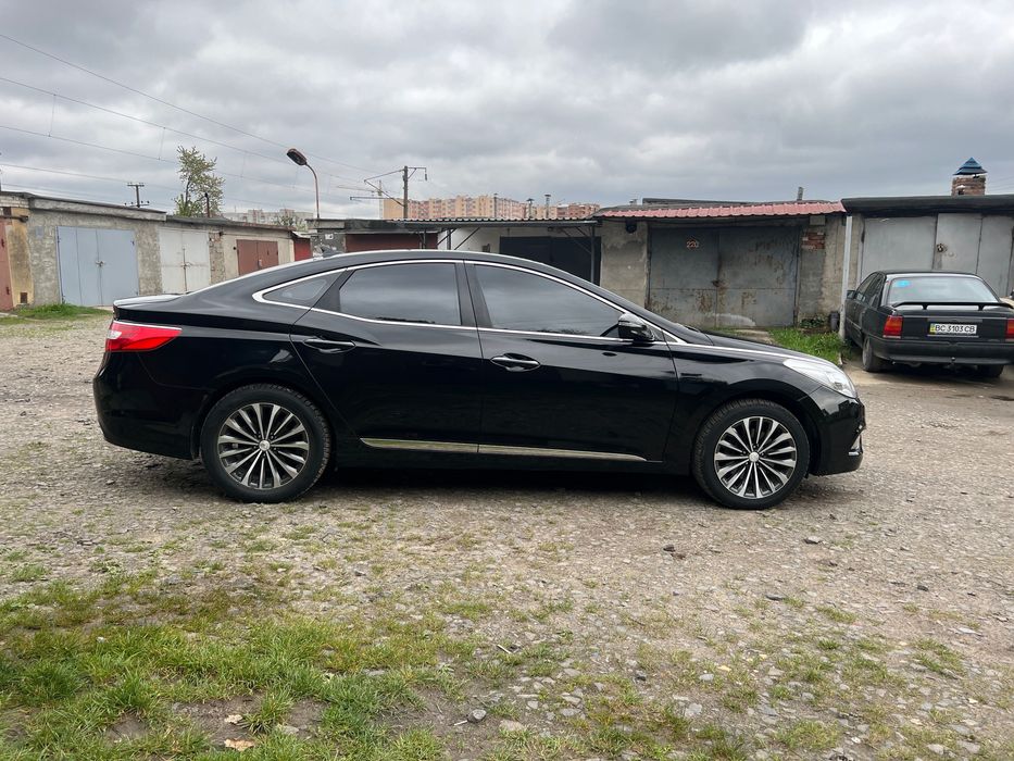 Hyundai Grandeur, 2014року, 3.00 л., газ.