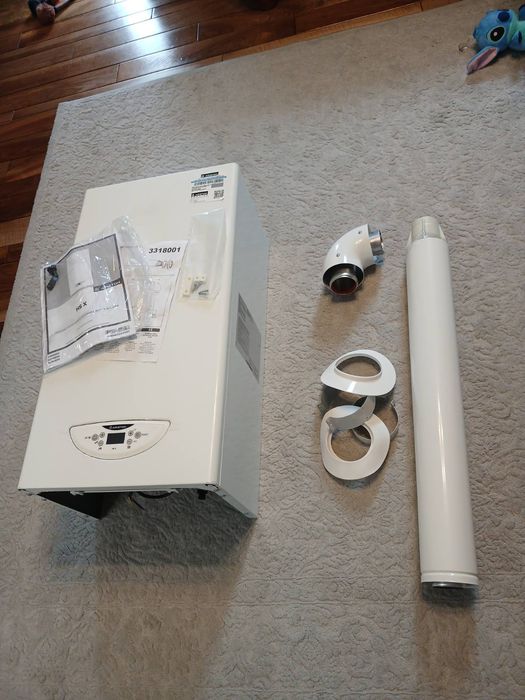 Котел газовий турбований ARISTON HS X 24 FF