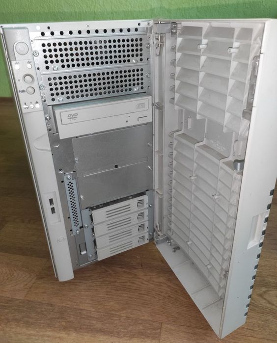 Сервер NEC Express5800/T120b-M