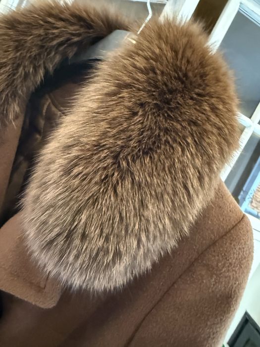 Welniany plaszcz rozmiar 38/naturalne futro