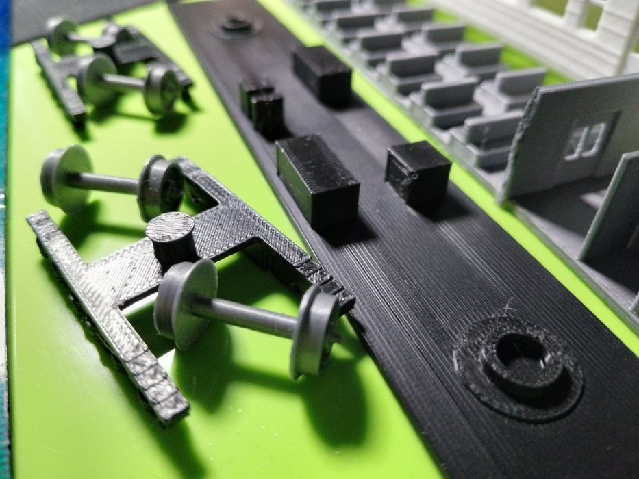 Сборная модель головного электропоезда ЭР2/ЭР9 (глобус)