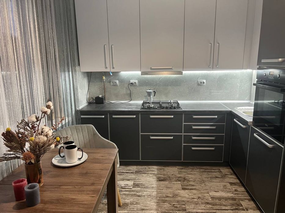 Продаж 2 кімната квартира вул. Черінвецька