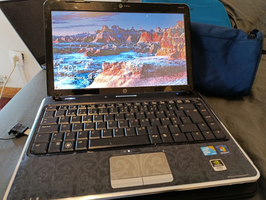 Portátil HP pavilion 4gb RAM 500gb HD