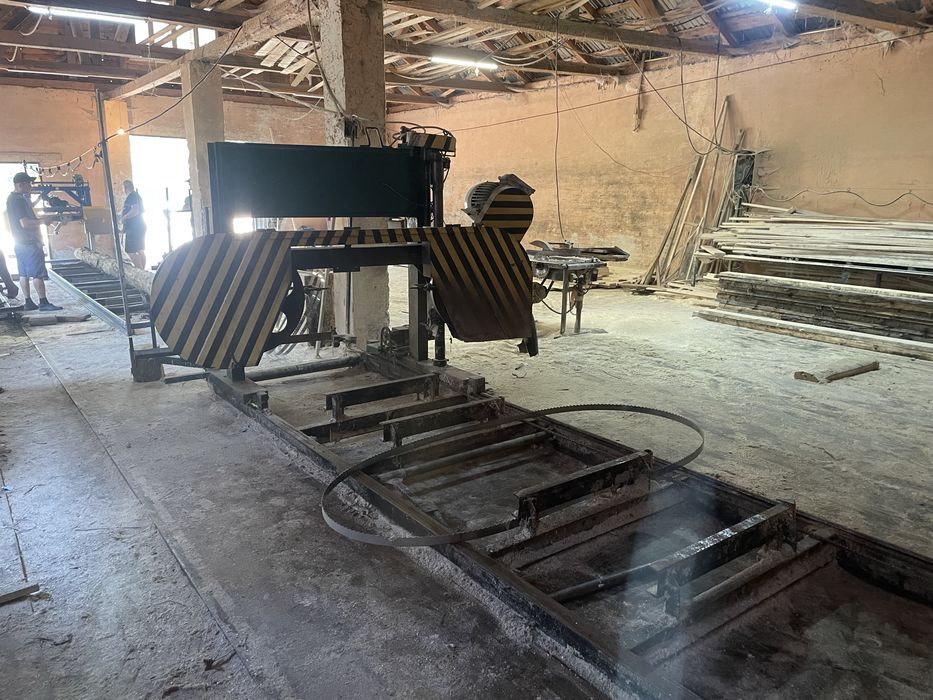 Ленточна рама Ясень