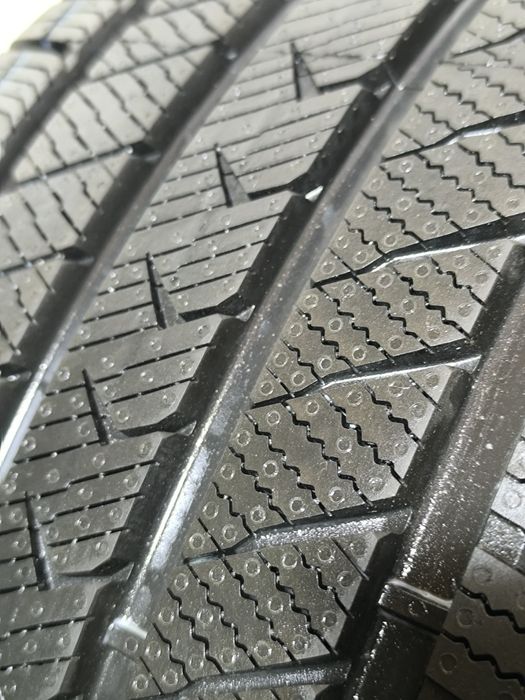 #Opony Vredestein quatrac pro 275/30/20 para nowe demo