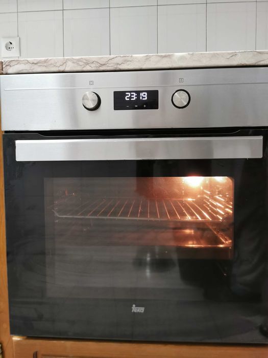 Forno Teka + Placa Vitrocerâmica Indesit