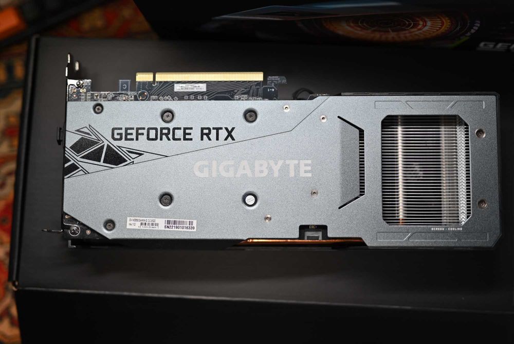 Karta graficzna Gigabyte GeForce RTX 3050 GAMING OC 8GB