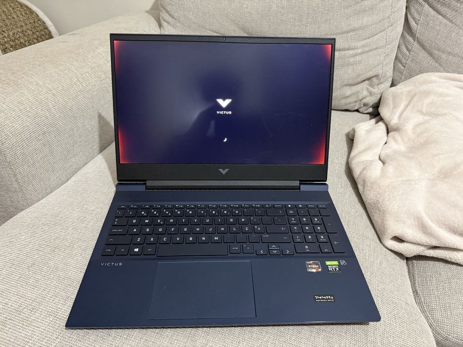 HP Victus 16 — Ryzen 5 + RTX 3050 | 144 Hzz