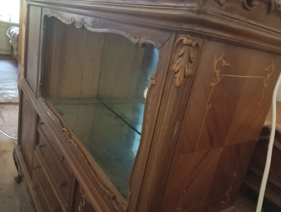 Продам старінну мебель