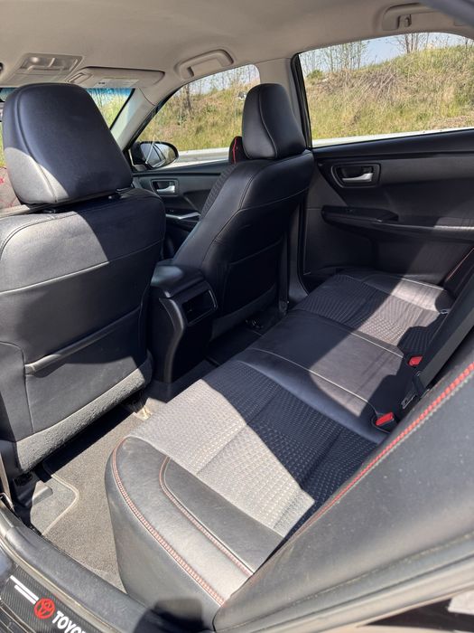 Продам Toyota Camry SE