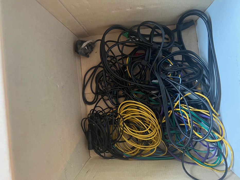 Sistema Multimedia para carro + Câmara