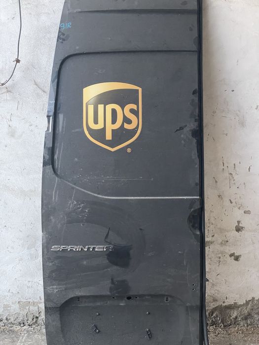 Задня дверка Мерседес спрінтер