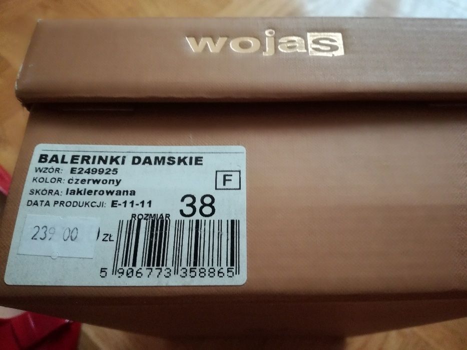 Baleriny damskie -skora lakierowana rozm. 38,