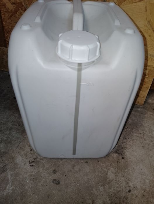 Karmister , bańka  20 l.