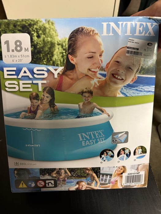 Piscina Easy Jet