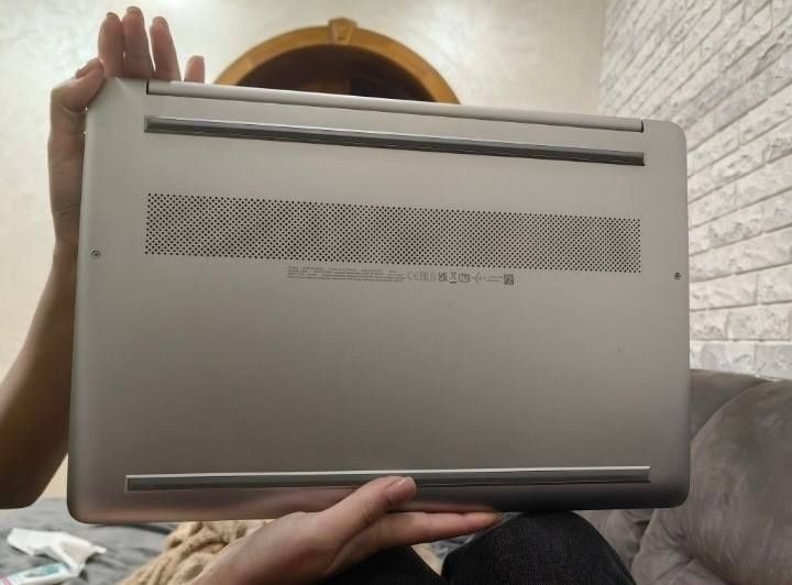 Ноутбук НР 15s-eq2052ua I 16GB RAM I Ryzen 7 5700U