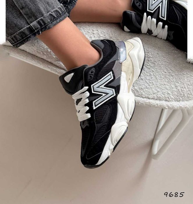 Жіночі кросівки зашеві на весну (36-41) Нью Беланс 9060 чорні-білі