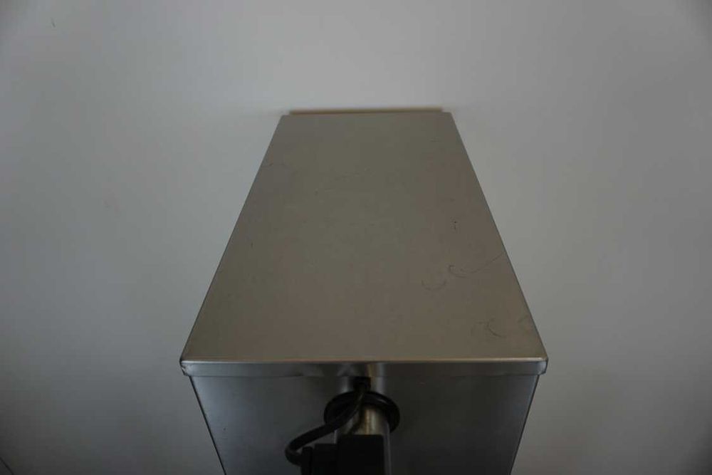 Automat Maszyna Ubijaczka Śmietaniara bita śmietana Mussana Boy 4L 33%