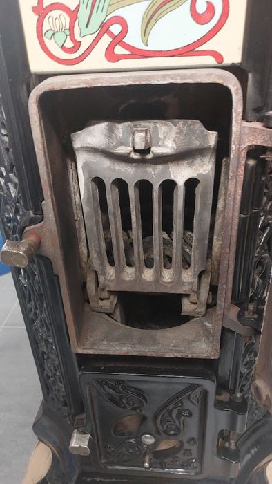 Piecyk koza Godin 3736