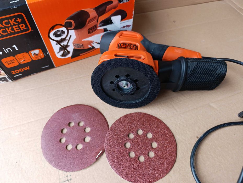 Szlifierka oscylacyjna mimośrodowa Black Decker BEW200