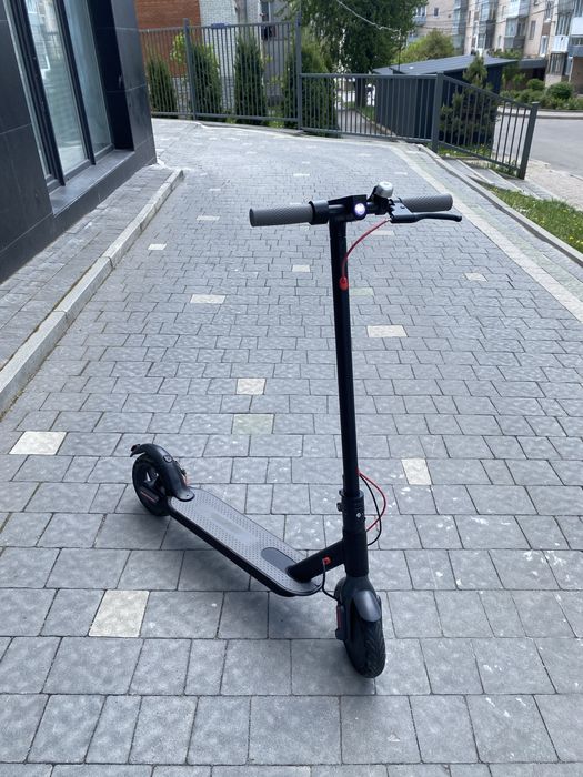Електросамокат xiaomi m365