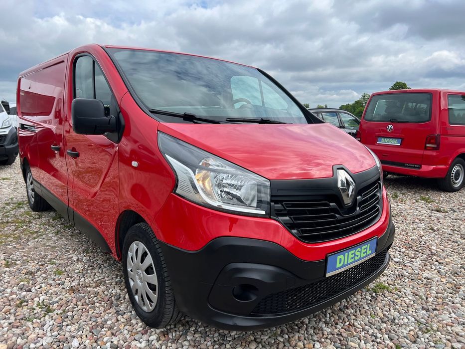 Renault Trafic  1.6tdi 120km / Długi / Navi / Klima / Igła