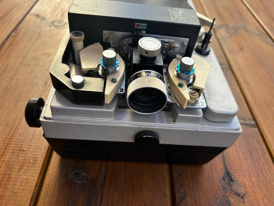 Projector de bobines PALLAS HS-1200 S-8 Zoom