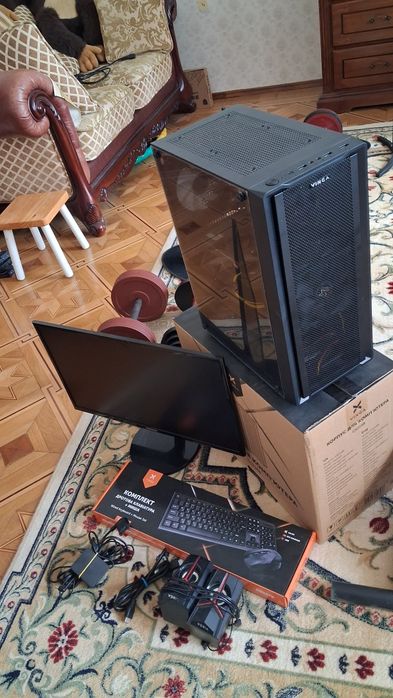 Компьютер игровой в комплекте новый обмен