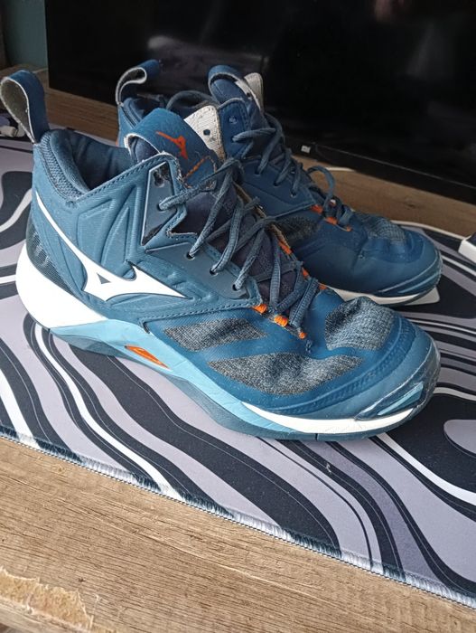 Buty do siatkówki